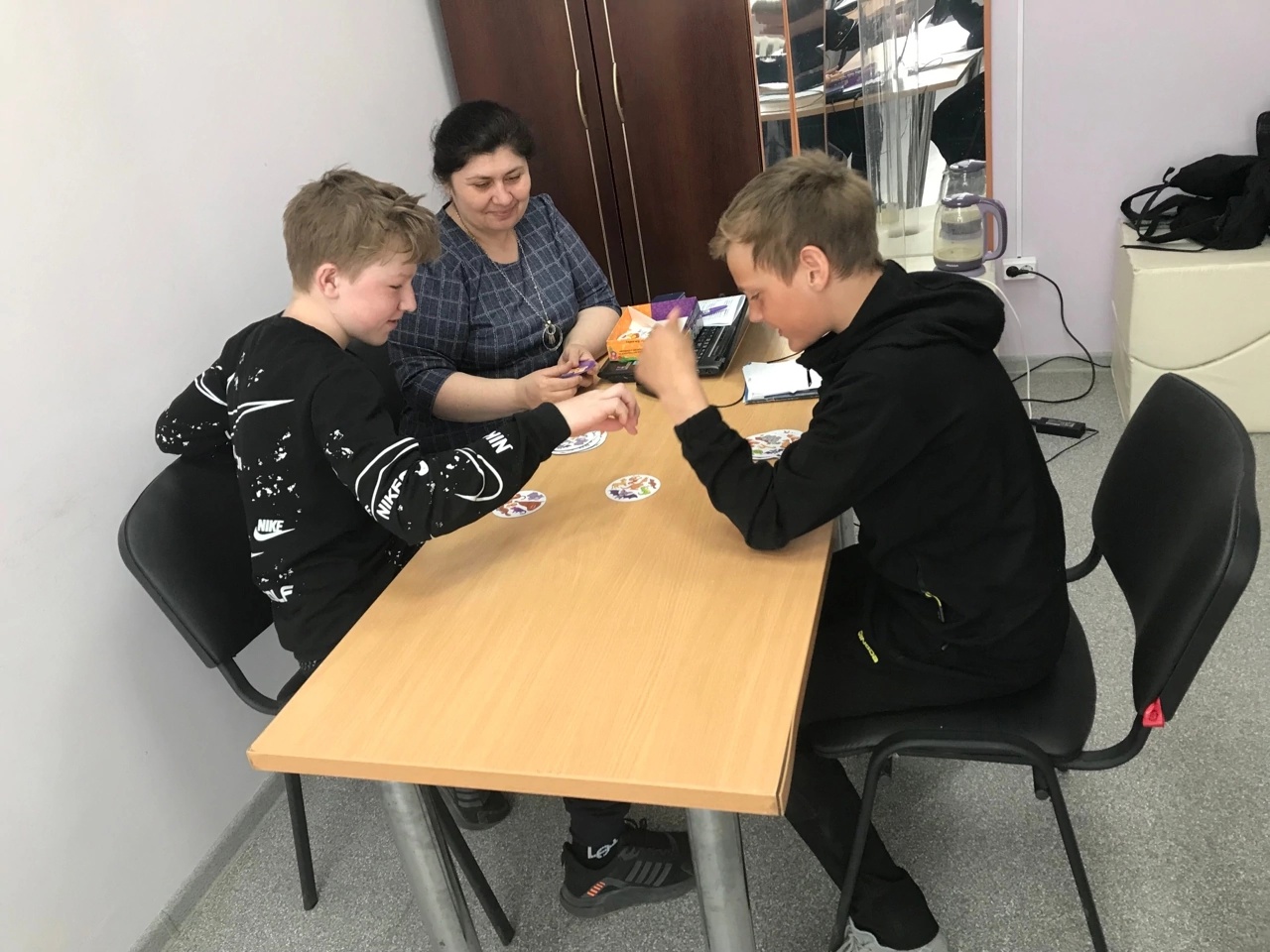 Коррекционно-развивающее занятие &amp;quot;Сложи по образцу&amp;quot; Для слабовидящих детей.