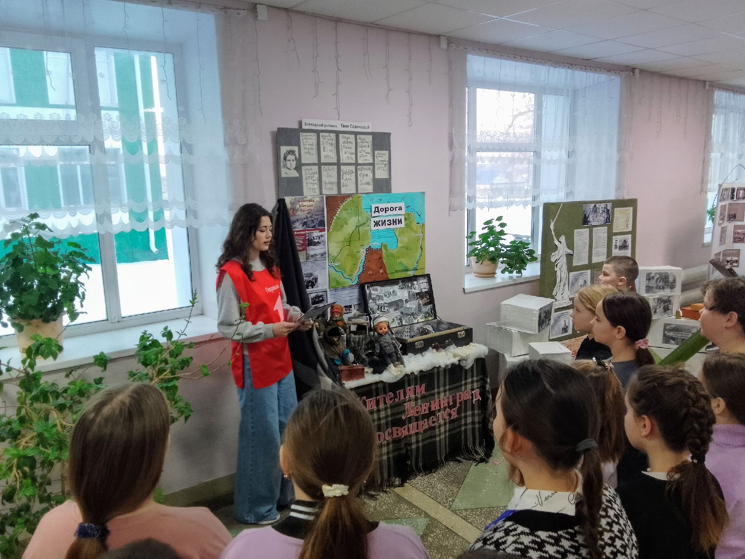 Хранители истории.