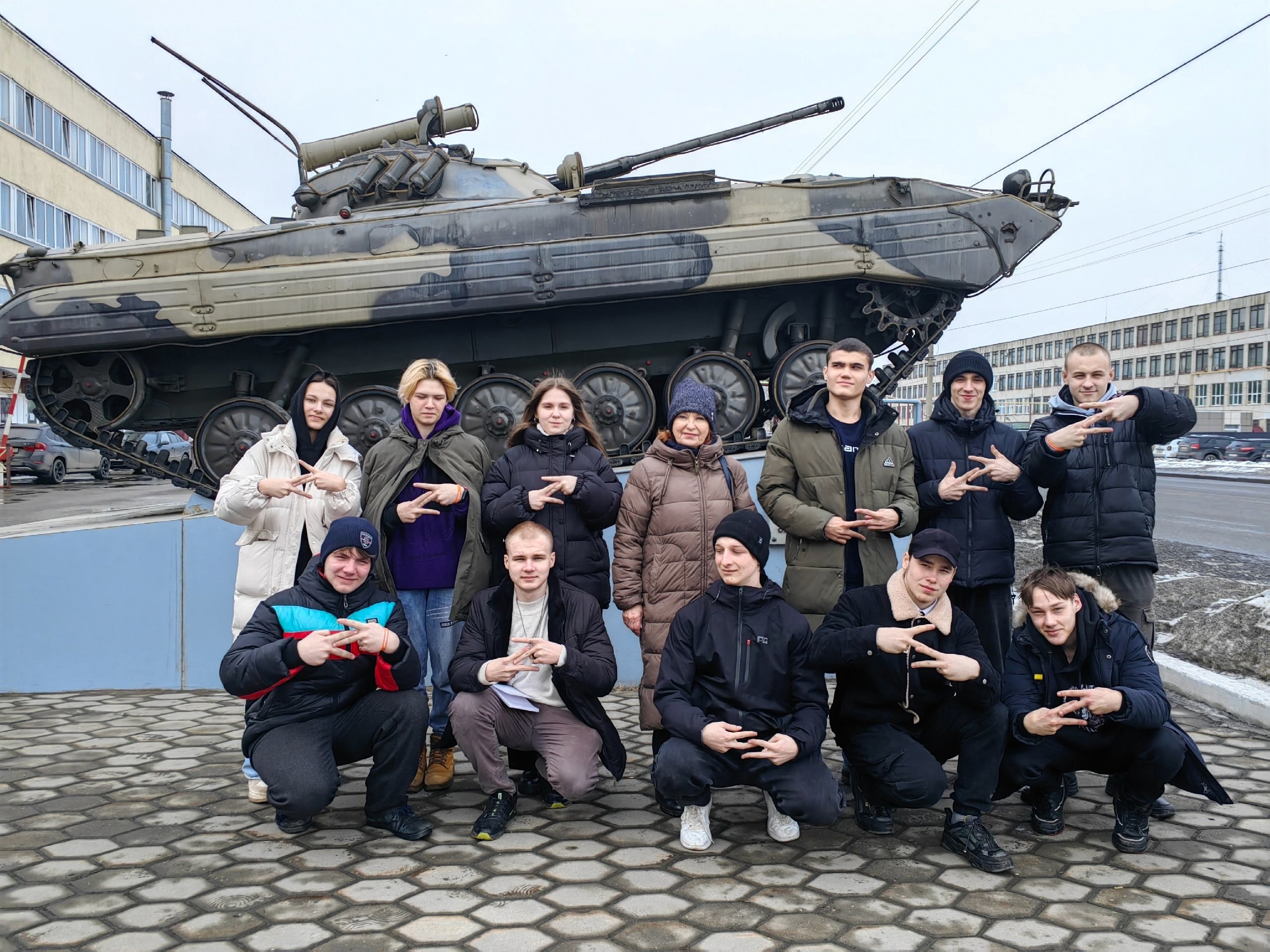 Экскурсия на Курганмашзавод в рамках проекта «Билет в будущее»..