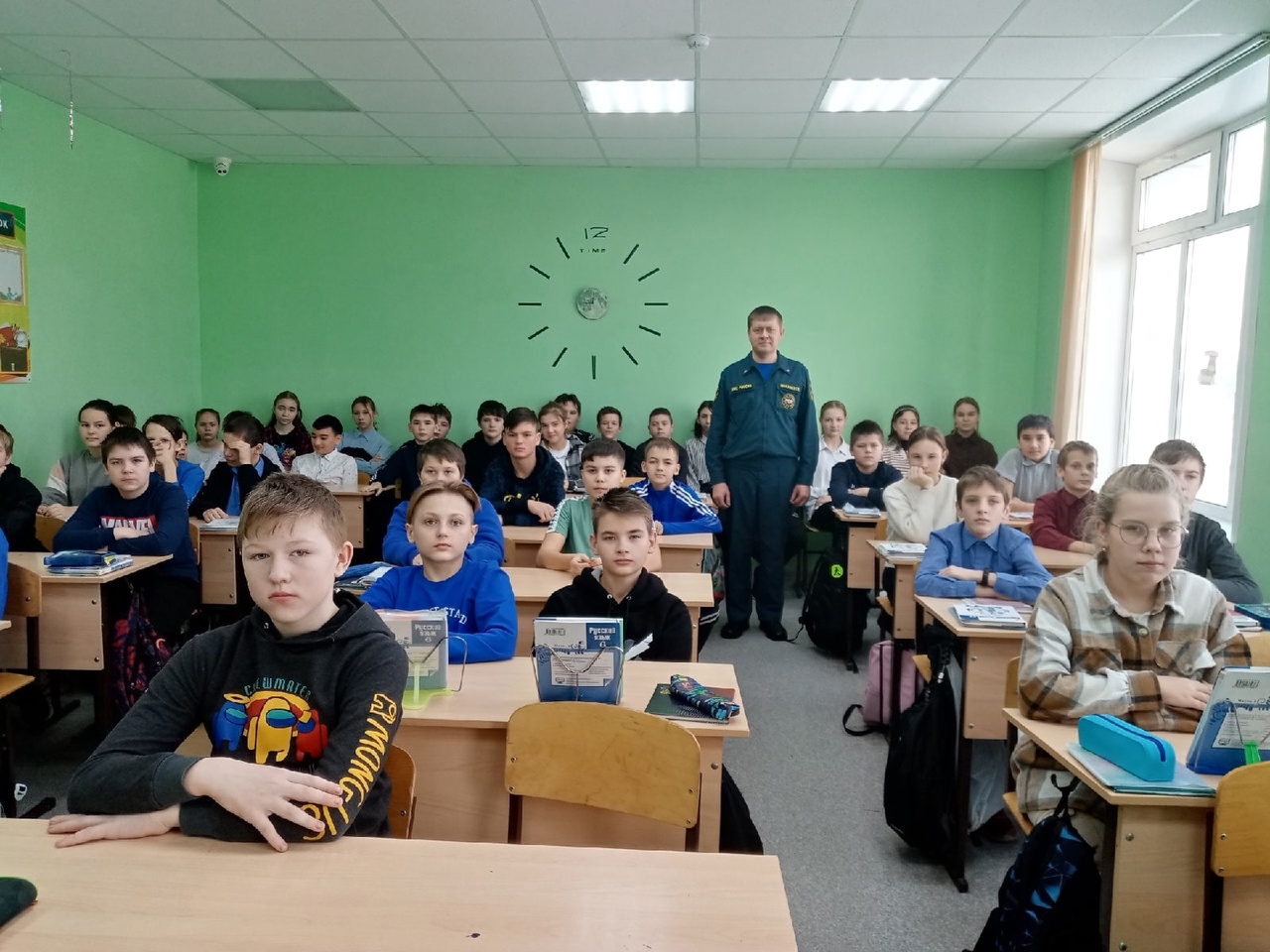 Впереди весёлые зимние каникулы.